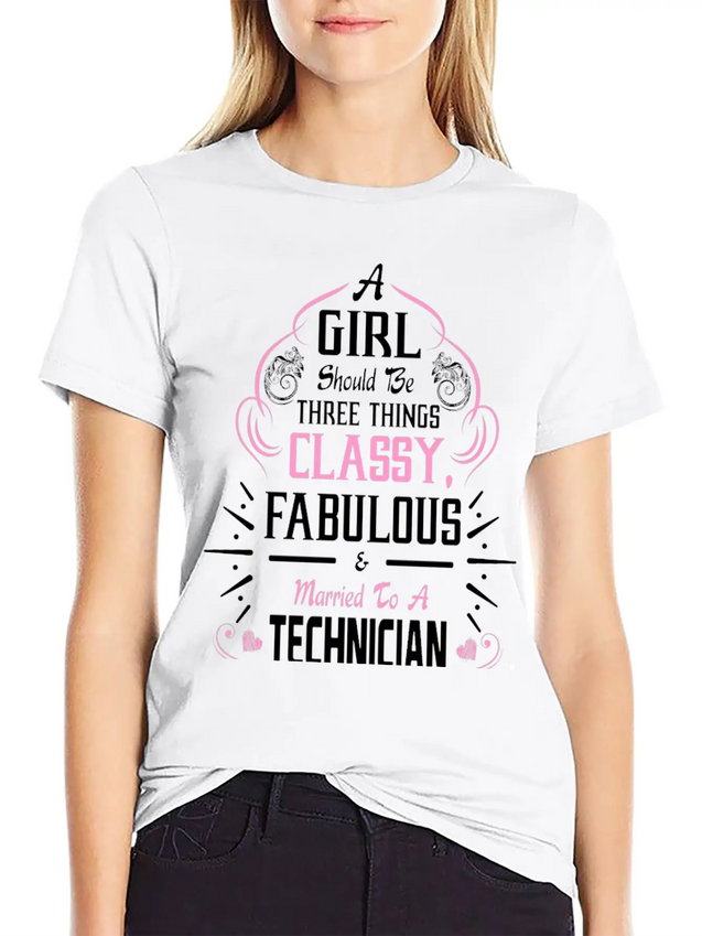 A Girl Should Be Three Things Classy Fabulous & Comfortable Minimalist Graphic Tee – Summer Style Essential